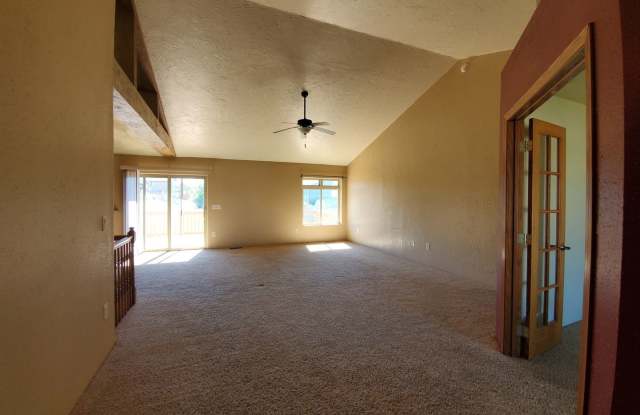 1220 Summerfield Dr Gallery 3