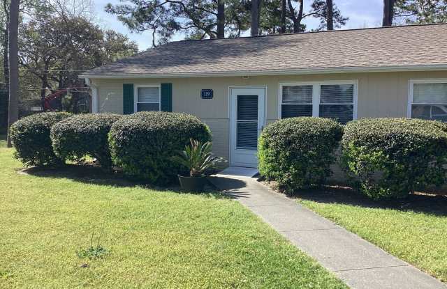 SEAGATE VILLAGE - Located off Greenville Avenue ~ Minutes to Wrightsville Beach! photos photos