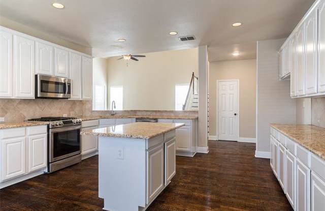 2636 Zoeller Drive Gallery 2
