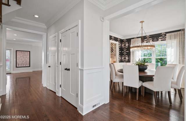 127 Hance Road Gallery 4