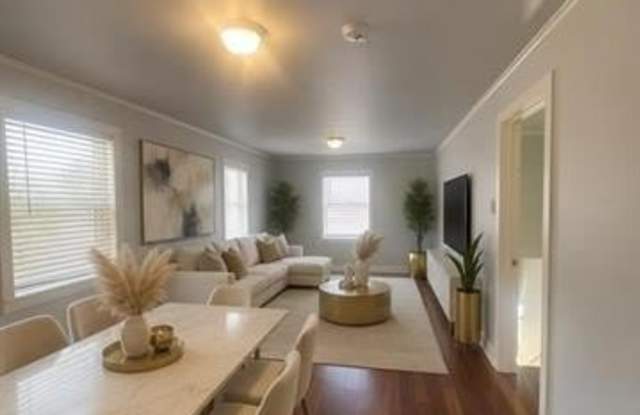 1629 FERONIA Street Gallery 3
