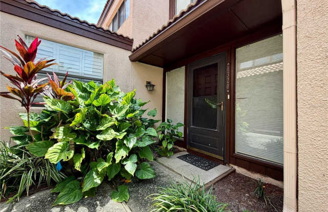 1320 PELICAN CREEK Crossing Gallery 4