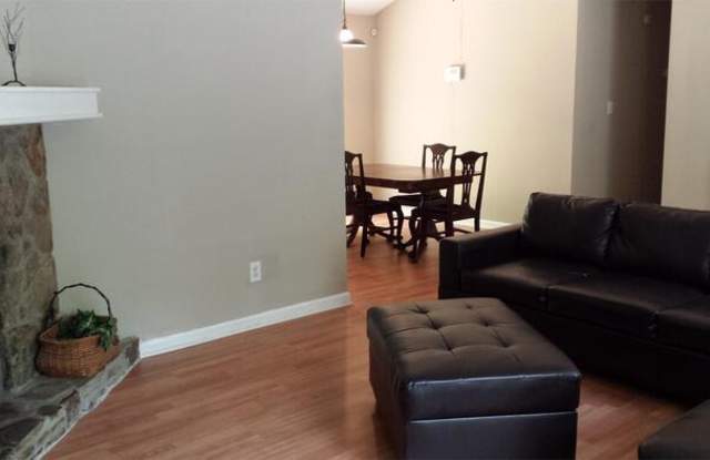 5023 Galbraith Circle Gallery 3