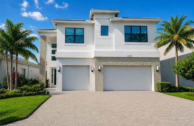 12770 Woodbury Dr photos photos