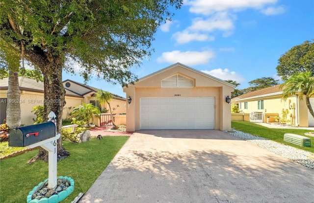 2261 NW 34th Ter photos photos 2261 NW 34th Ter photos photos