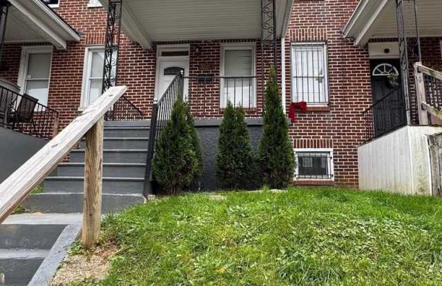 3221 LYNDALE Avenue photos photos