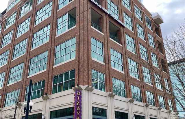 200 Rivermarket Gallery 2