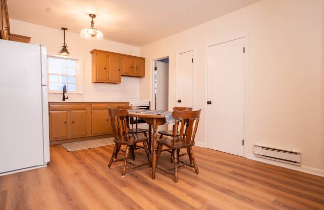 31 Hall Avenue photos photos