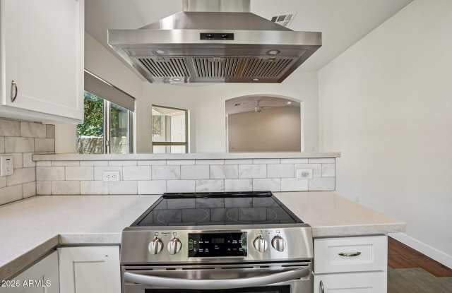 17181 N 52nd Avenue Gallery 2