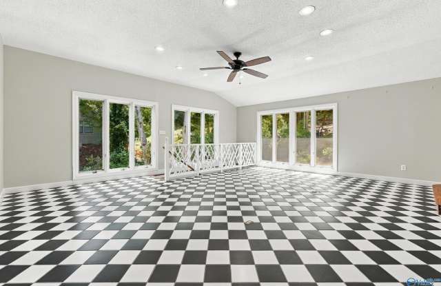 2224 Briarcliff Road Gallery 4