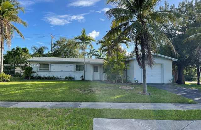 19700 Whispering Pines Rd photos photos