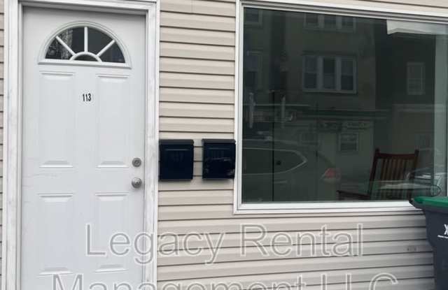 113 A West Blaine Street - 1 Gallery 3