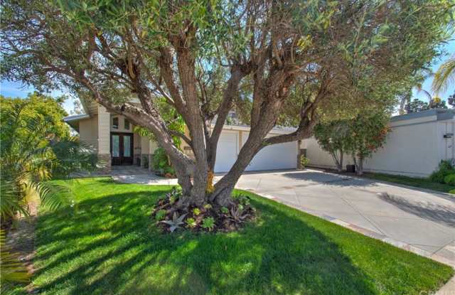 18922 Racine Drive Gallery 2