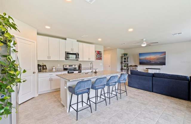 7117 BOGGY CREEK Place Gallery 4