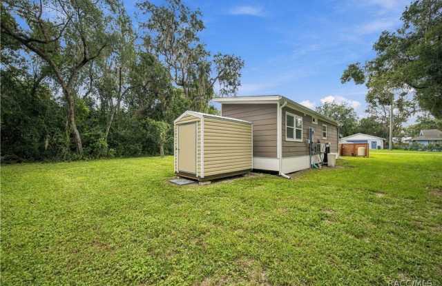 9319 E Sycamore Place Gallery 3