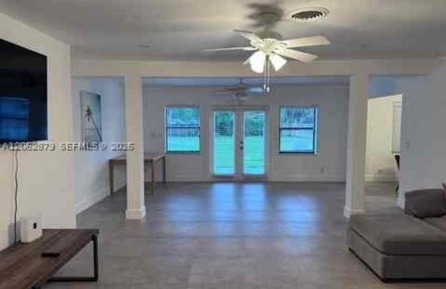 3416 Norfolk St Gallery 3