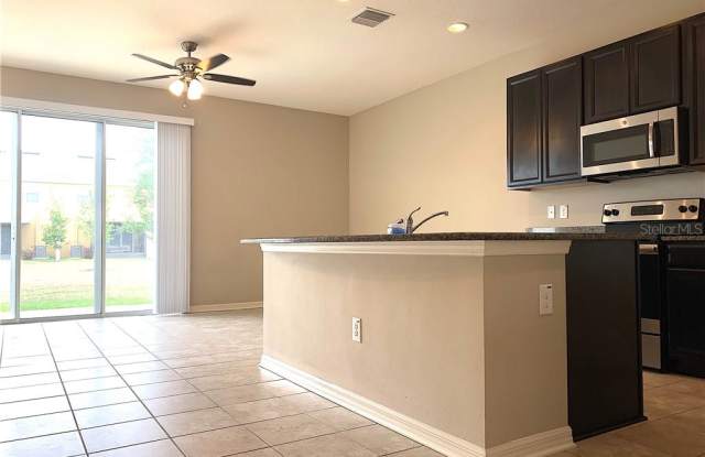 7081 TOWNE LAKE ROAD Gallery 3