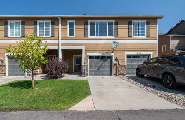 Two story townhome in Soaring Eagles photos photos