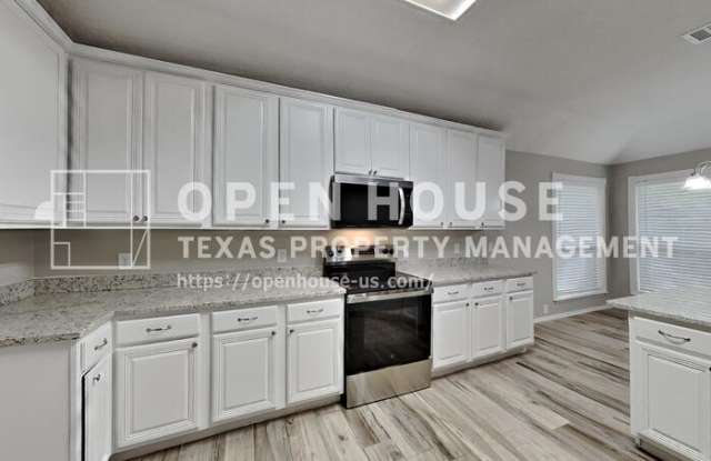 2525 Greenhaven Drive Gallery 4