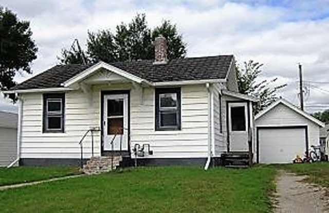 Cozy updated 2 Bedroom Single family home. photos photos