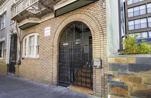 635 ELLIS Apartments Gallery 2