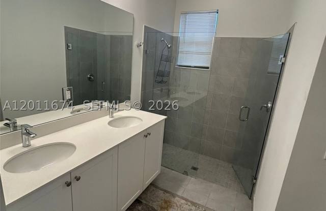 5541 AGOSTINO WAY Gallery 4