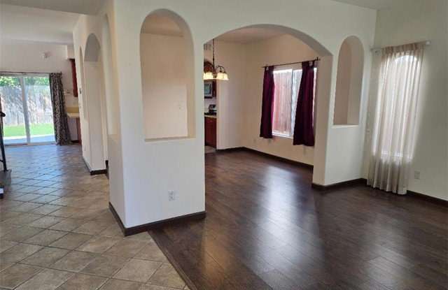 10627 Amestoy Avenue Gallery 1