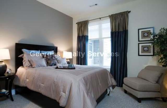 60 Cabot Rd. Gallery 3