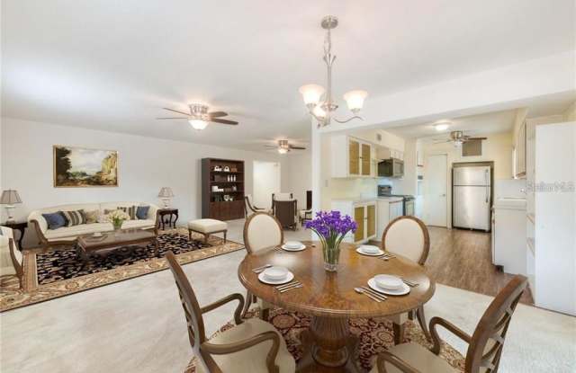 2633 W VINA DEL MAR BOULEVARD Gallery 3