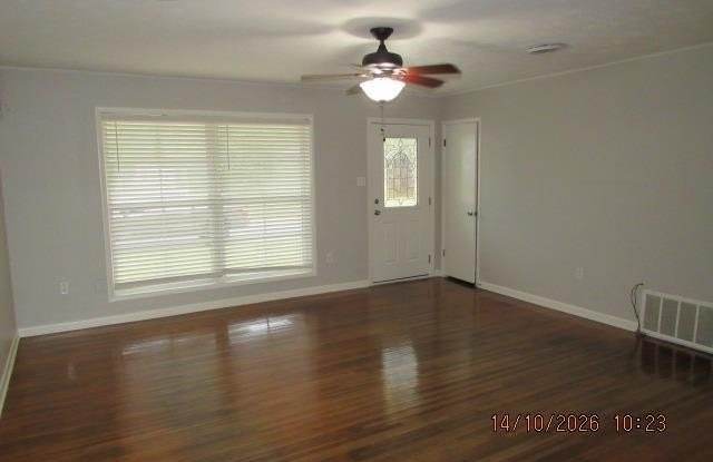 2407 Meadow Drive Gallery 2