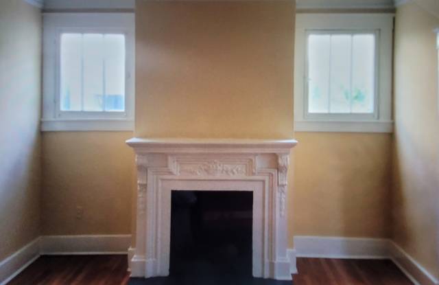 1584 Eastmoreland Avenue Gallery 3