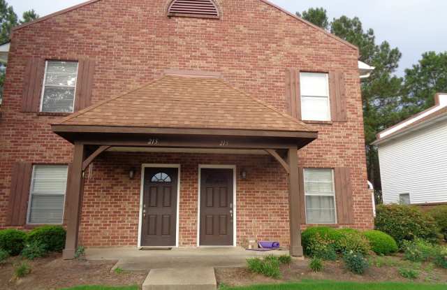 2BR/2.5BA FOR RENT Gallery 1
