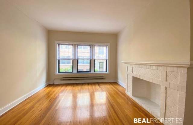 1315 Oak Ave - 1315 Oak Avenue, Evanston, IL 60201