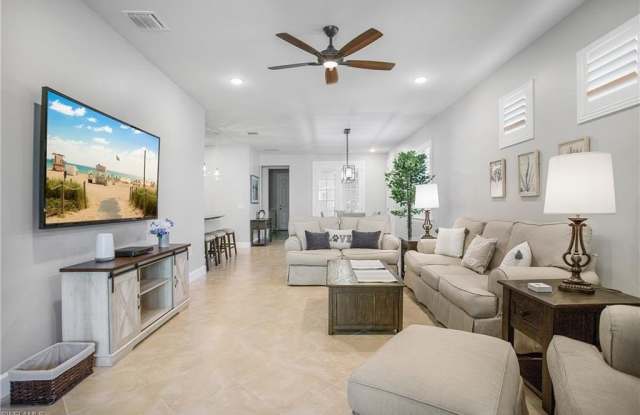 7674 Jacaranda Ln Gallery 4