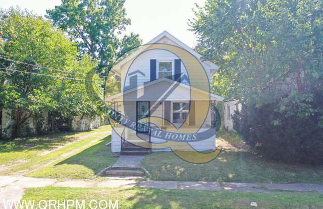 Available Now - 4 BEDROOMS!!! Gallery 4