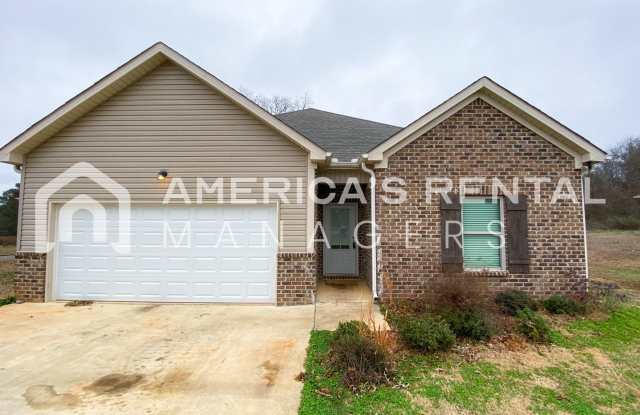 MOVE-IN SPECIAL!!! - Home for Rent in Weaver, AL...Available NOW!! - ONE FREE MONTH if lease is signed by 2/14!!! photos photos