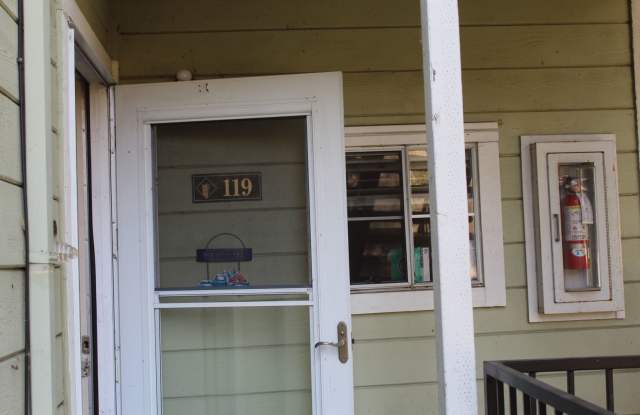 A minutes walk to the Marina - 735 Buchanan Street, Benicia, CA 94510