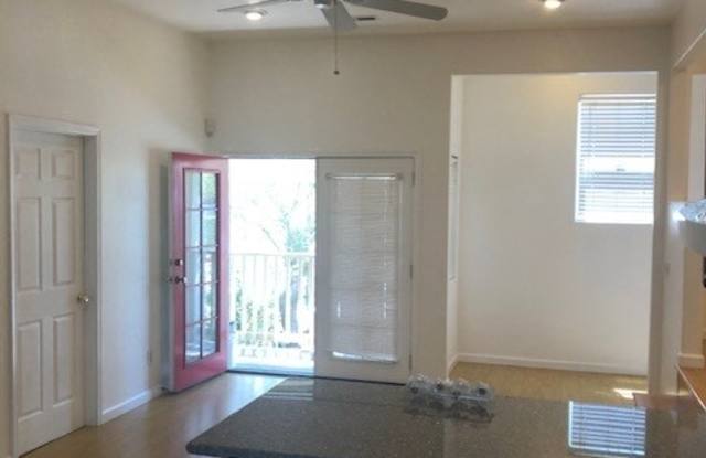 3106 Chapman Street Gallery 2