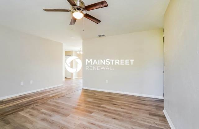 4007 4th Street West Gallery 4