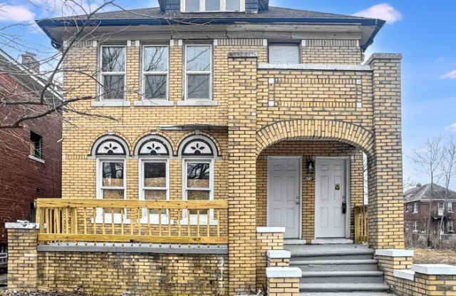 3745 West Grand Street photos photos