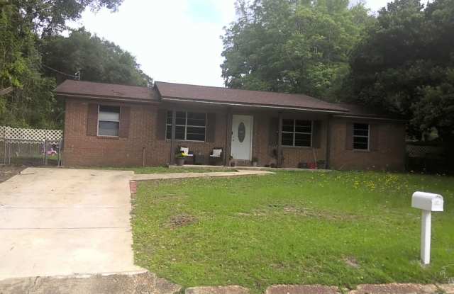 8260 Sedgefield Dr photos photos