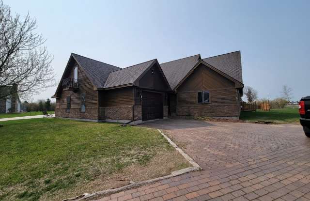 3325 Cumming Avenue - 3325 Cumming Avenue, Superior, WI 54880