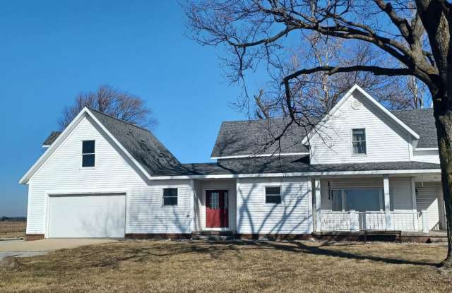 Country Living! - 12985 North 300 West, Kosciusko County, IN 46542