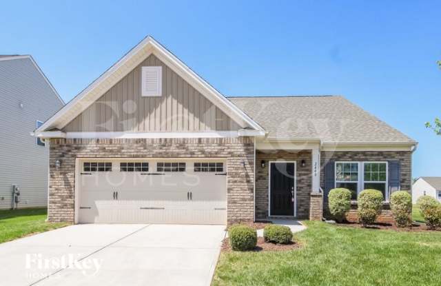 2448 Moss Grove Crossing photos photos