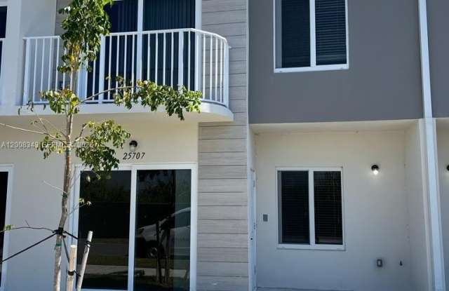 25707 SW 144th Ave photos photos