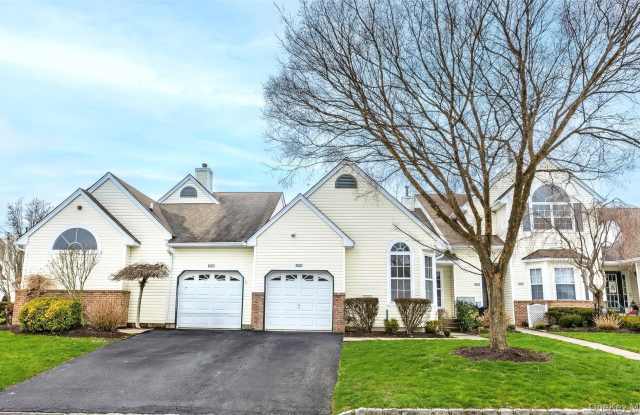 1005 Constance Lane photos photos