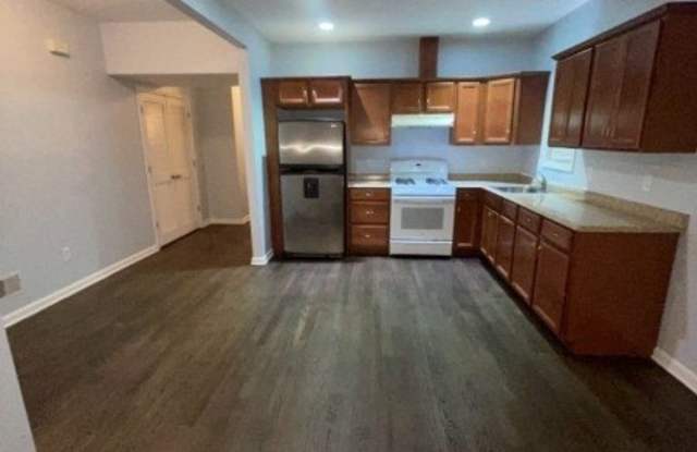 1519 Bower St photos photos