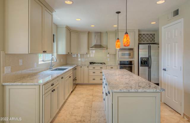 17601 N 56TH Place Gallery 2