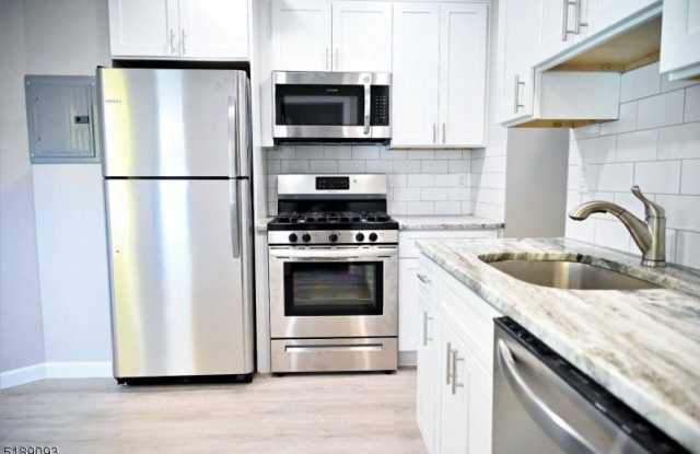 37 Bloomfield Ave photos photos