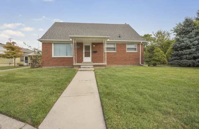1382 Montie Rd. - 1382 Montie Road, Lincoln Park, MI 48146